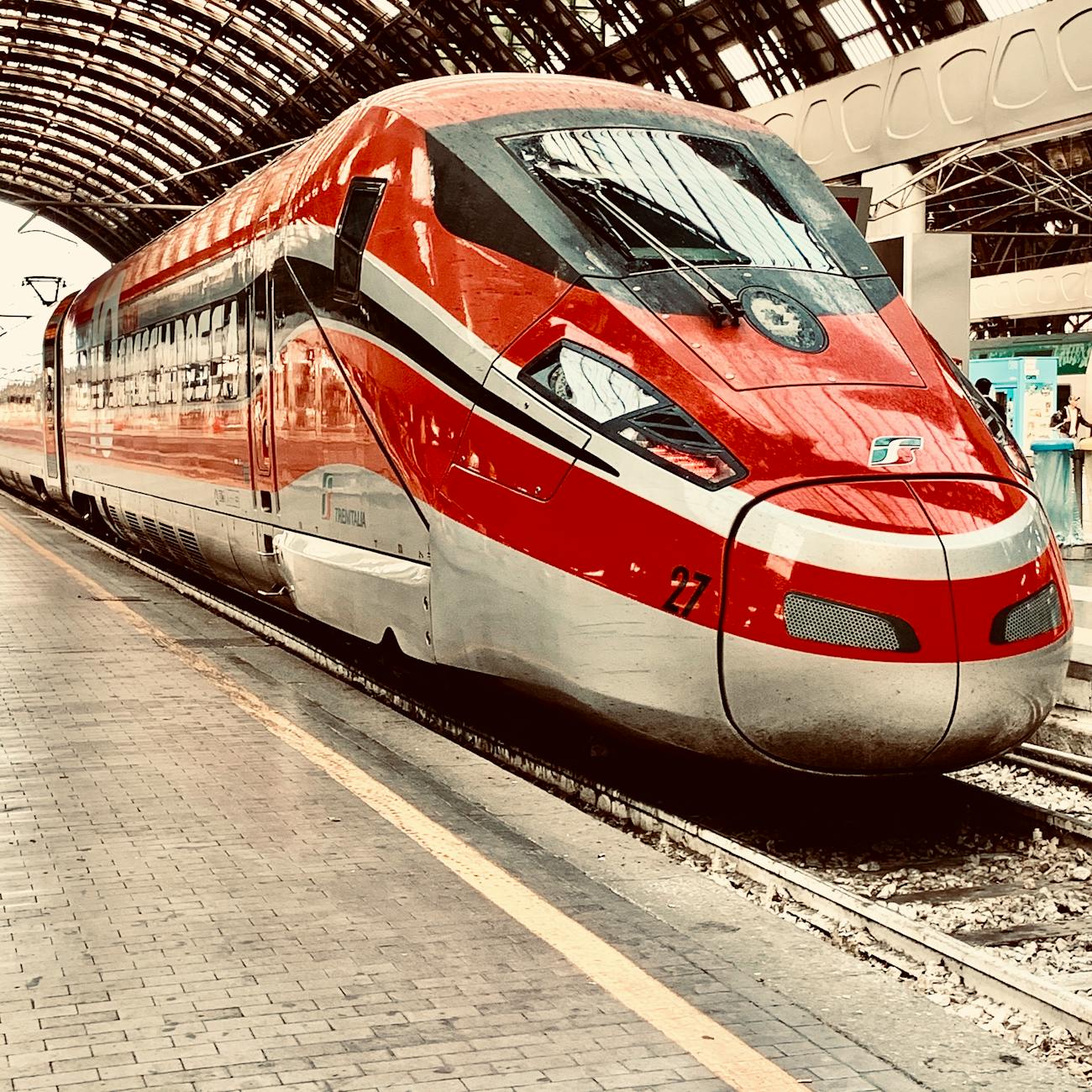 Pest control and prevention in train station retail areas