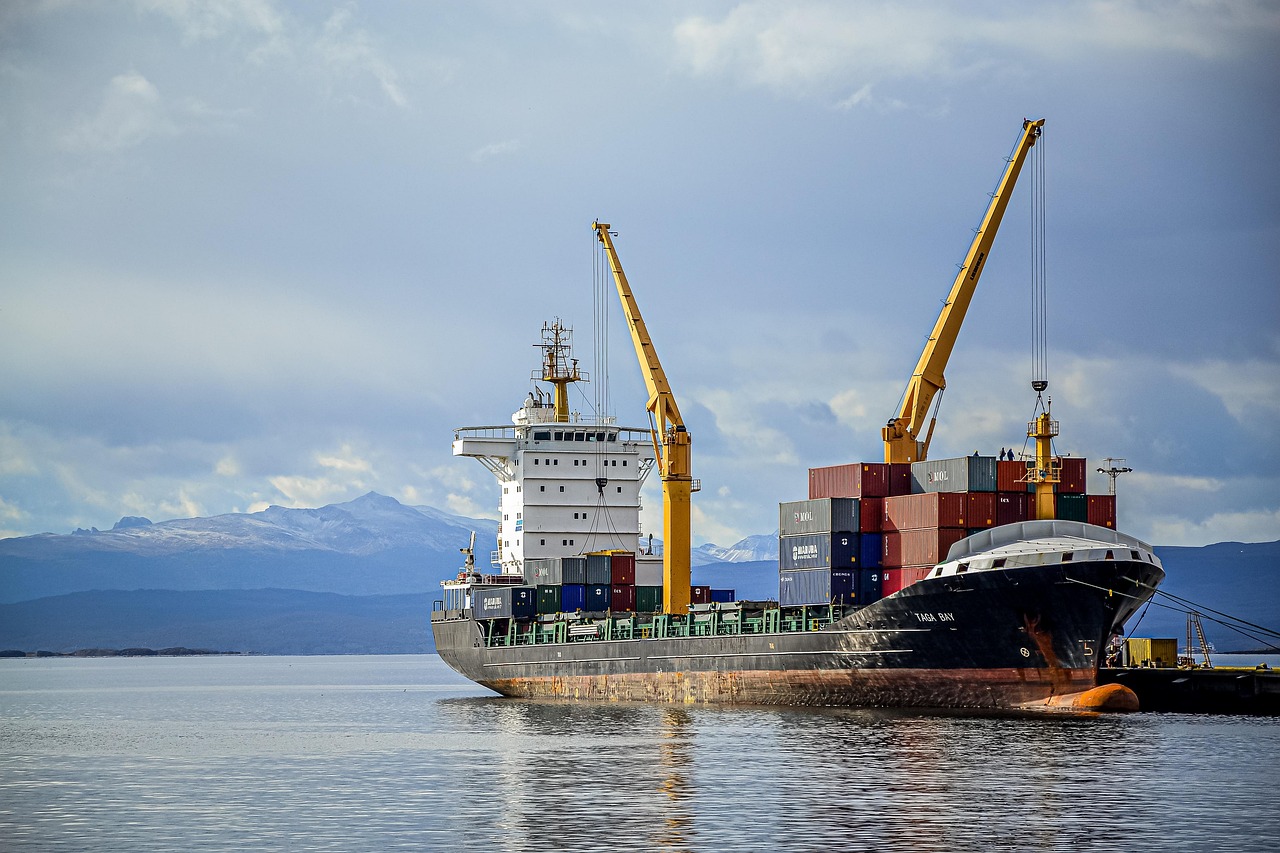 Dry Cargo Chartering