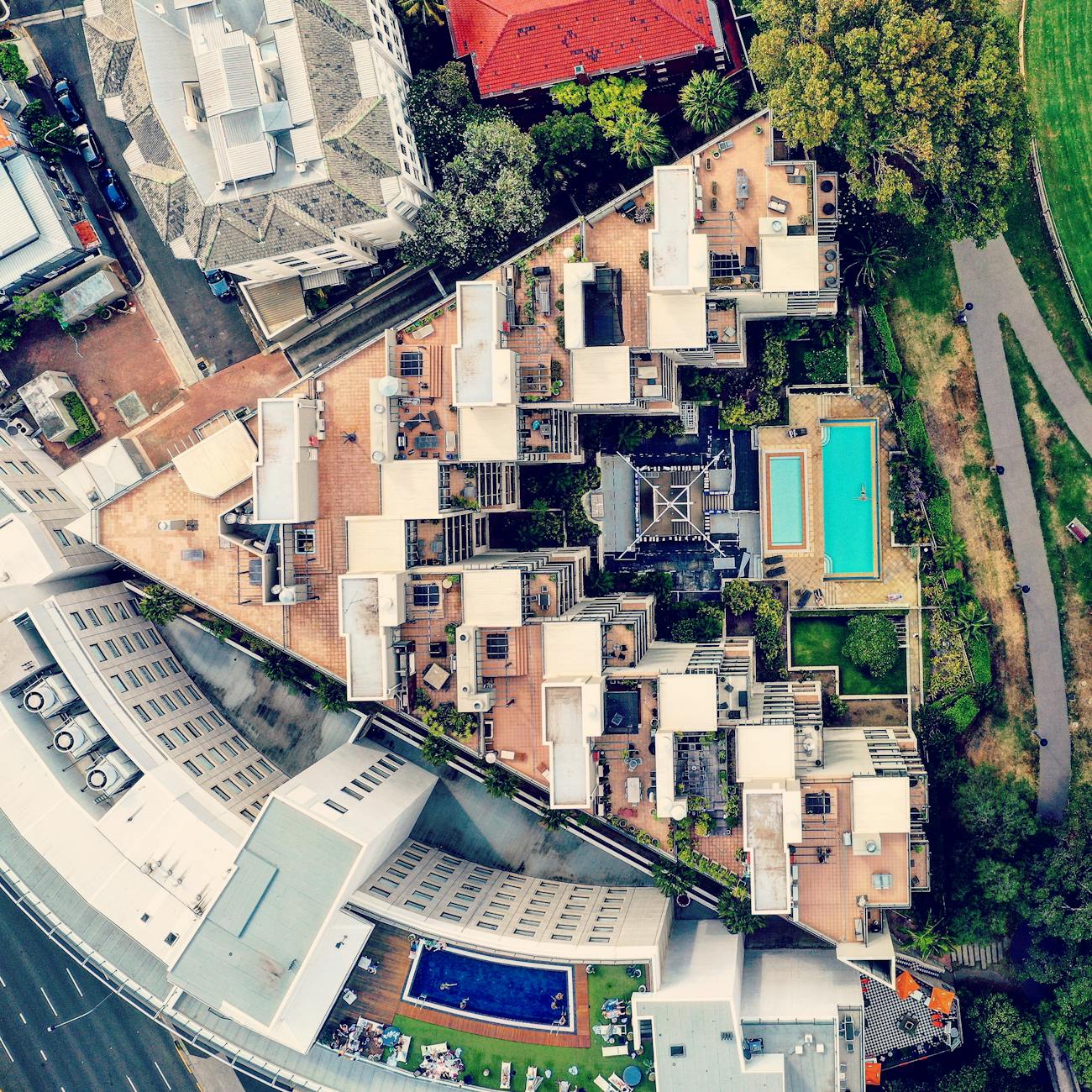 Hotel investment fundamentals