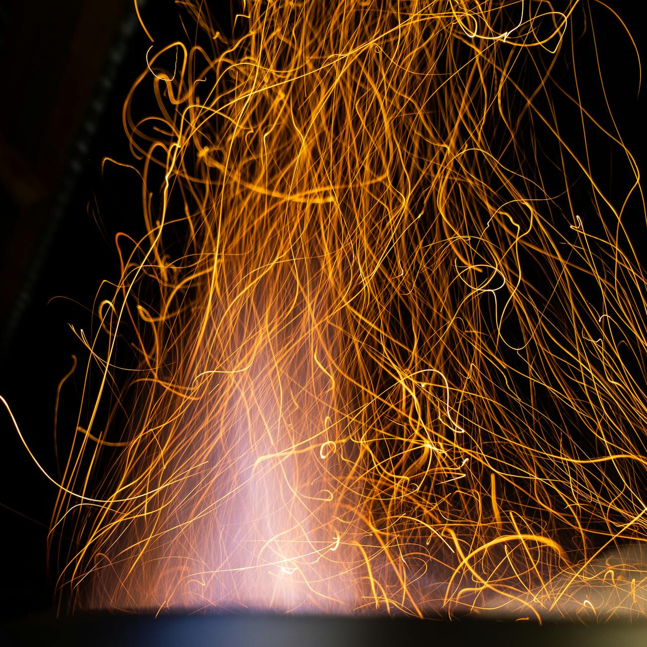 Biomass Pyrolysis for Carbon Materials Production