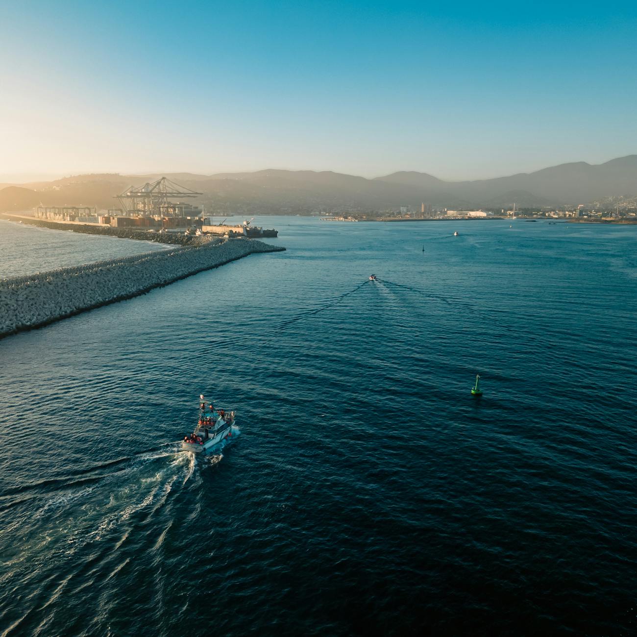 AI-driven Autonomous Marine Vehicles
